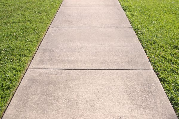 Cement Sidewalk Replacement in Silver Spring