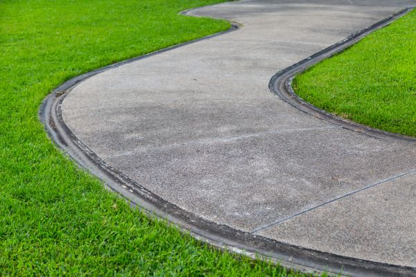 Concrete Sidewalk Construction in Silver Spring