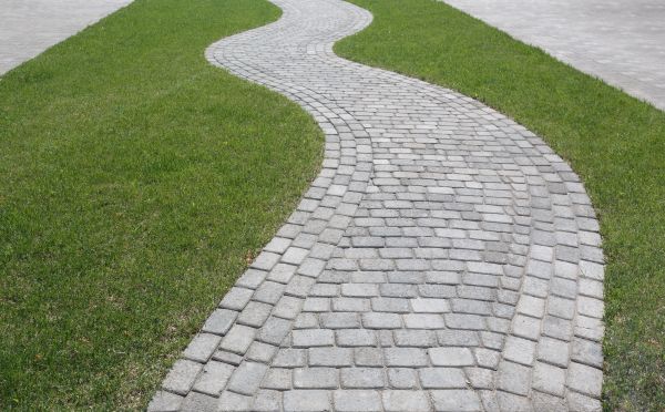 Cost of Walkway Paving in Silver Spring
